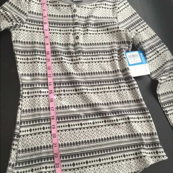 Columbia long sleeve Top - Picture 4 of 8